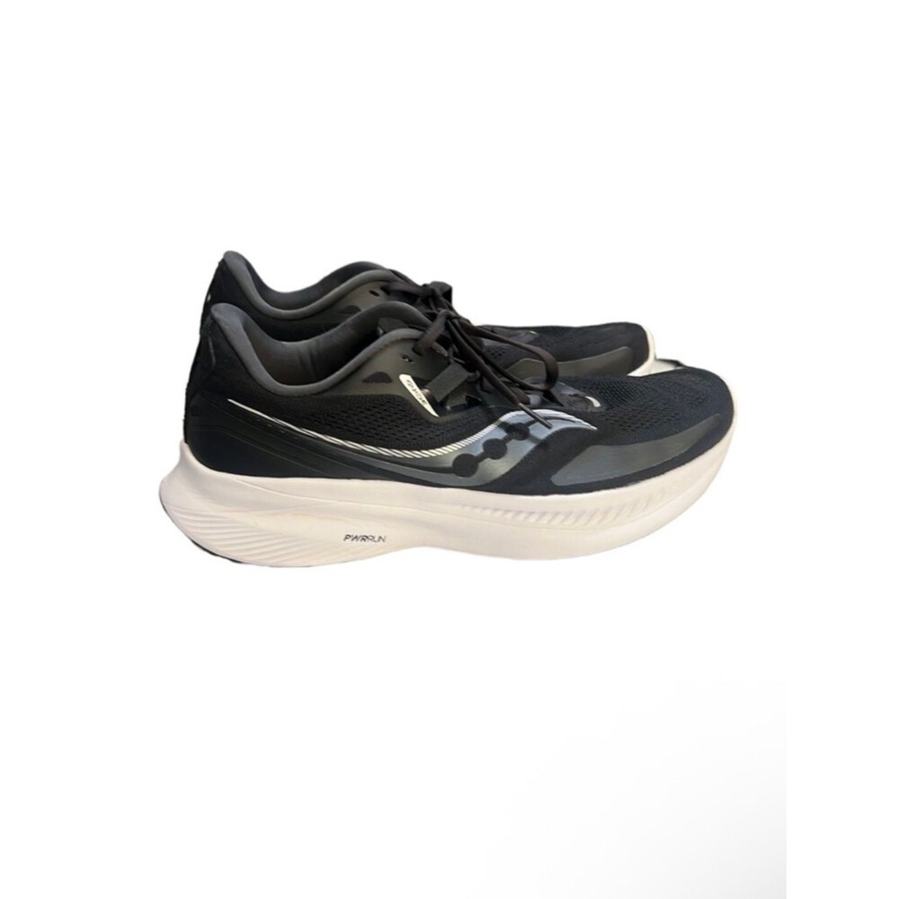Saucony Men’s Guide 15 Sneakers Size 9.5